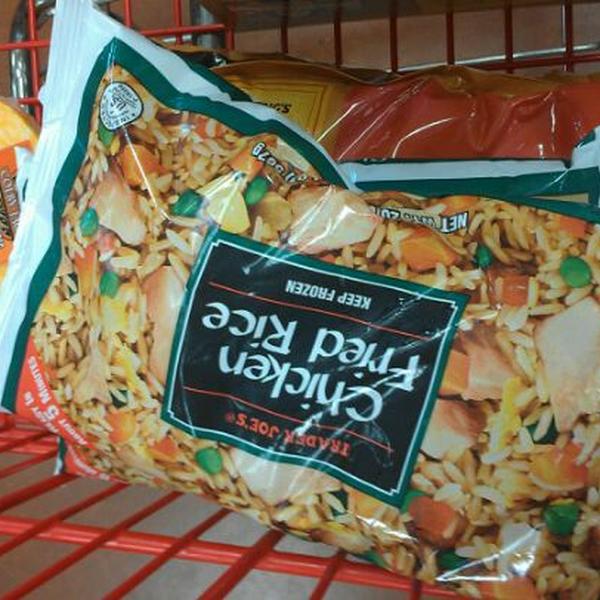 Photo taken at Trader Joe's by Deloy C. on 4/1/2012-密苏里州克雷夫科尔橄榄树大道11505号 Photo taken at Trader Joe's by Deloy C. on 4/1/2012