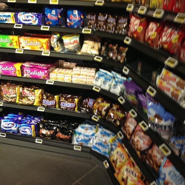 Photo taken at EDEKA Simmel by Abdullah A. on 12/21/2013-德国巴伐利亚慕尼黑新乌尔姆 Photo taken at EDEKA Simmel by Abdullah A. on 12/21/2013