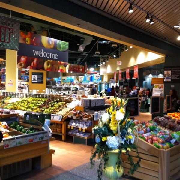 加拿大最受欢迎的超市Loblaws超市宾顿店图片库 加拿大最受欢迎的超市Loblaws超市宾顿店图片库