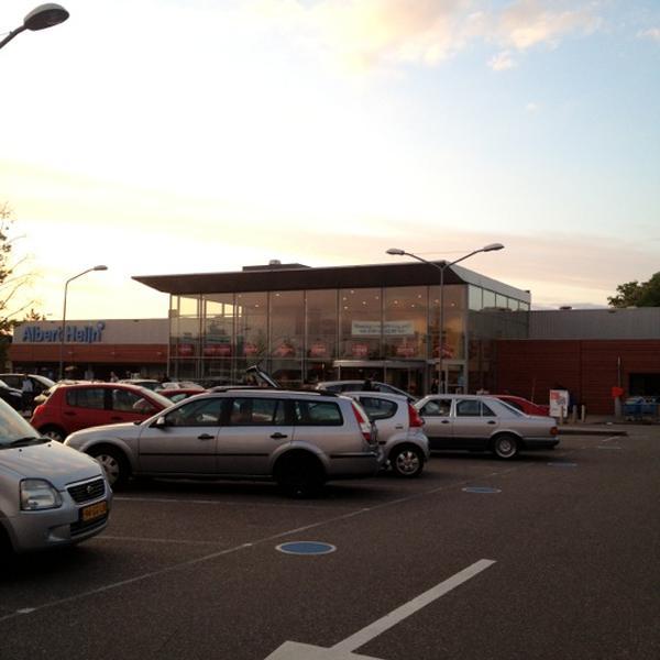 Photo taken at Albert Heijn XL by Marcus M. on 5/11/2012-荷兰格尔德兰奈梅亨圣雅各大街61号 Photo taken at Albert Heijn XL by Marcus M. on 5/11/2012