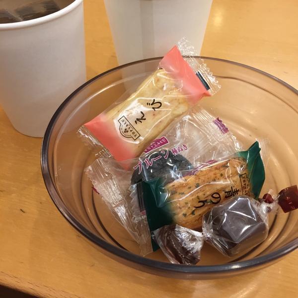 Photo taken at イオン 品川シーサイド店 by Mikan M. on 4/15/2015