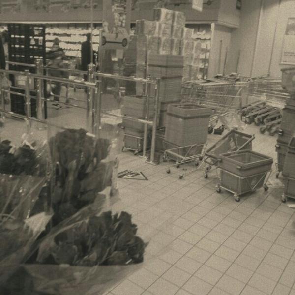 Photo taken at Albert Heijn by asbeau13 on 1/5/2013