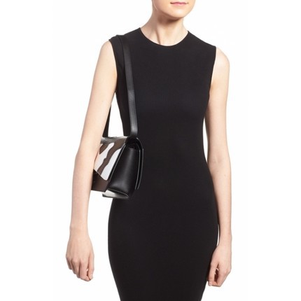 GIVENCHY/纪梵希 女包 女式单肩包 Q01851095 GIVENCHY/纪梵希 女包 女式单肩包 Q01851095