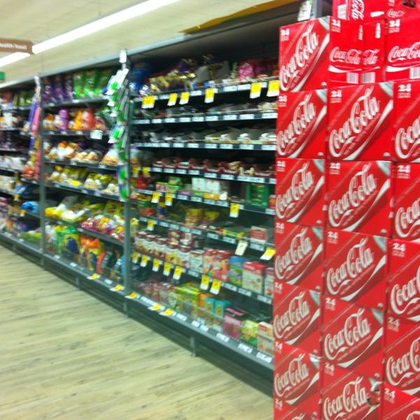Photo taken at Woolworths by Rosina L. on 7/27/2013