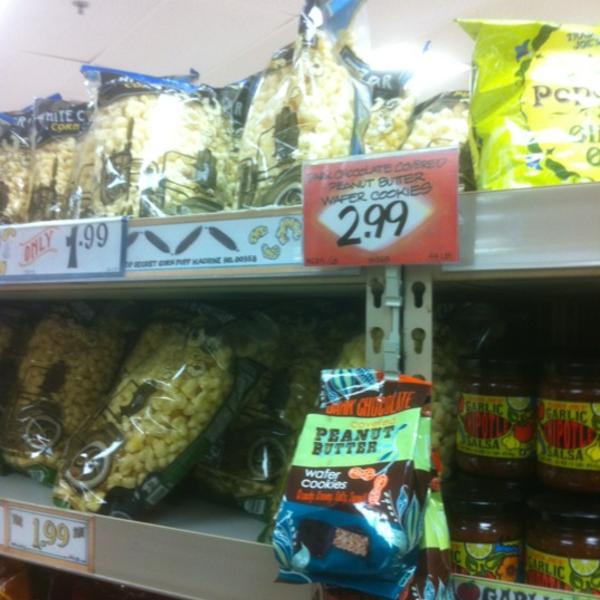 Photo taken at Trader Joe's by Adrian G. on 7/10/2012-美国新泽西州韦斯特菲尔德榆树街155 Photo taken at Trader Joe's by Adrian G. on 7/10/2012