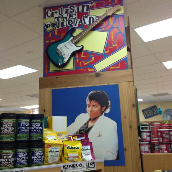 Photo taken at Trader Joe's by Super M. on 12/22/2012-美国加利福尼亚州洛杉矶日落大道西8000 Photo taken at Trader Joe's by Super M. on 12/22/2012