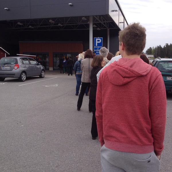 Photo taken at Tokmanni by Miita-Maria S. on 5/21/2015