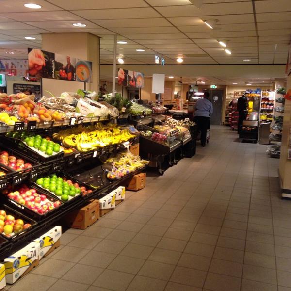 Photo taken at Albert Heijn by Aleksej L. on 11/23/2014