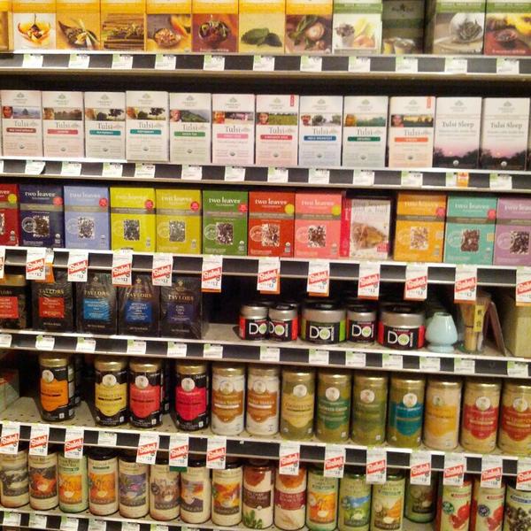 Photo taken at Whole Foods Market by Corey P. on 9/14/2013-加利福尼亚州91423 谢尔曼奥克斯 滨江中央(在冷水峡谷大道)12905号 Photo taken at Whole Foods Market by Corey P. on 9/14/2013