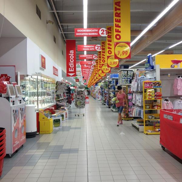 Photo taken at Auchan by Jamba t. on 8/30/2013-意大利伦巴第马扎诺阿尔西德加斯派瑞路6 Photo taken at Auchan by Jamba t. on 8/30/2013