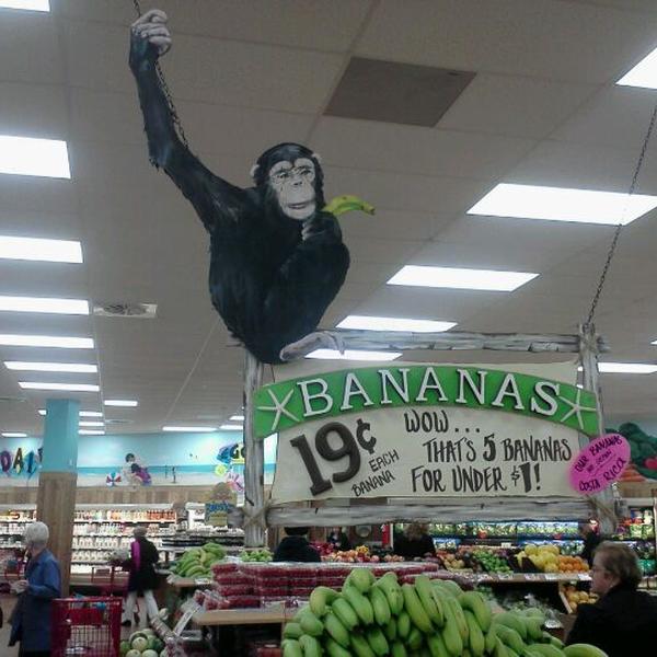 Photo taken at Trader Joe's by Mickey R. on 2/21/2012-维吉尼亚州维珍妮亚海滩希尔托普地区503号 Photo taken at Trader Joe's by Mickey R. on 2/21/2012