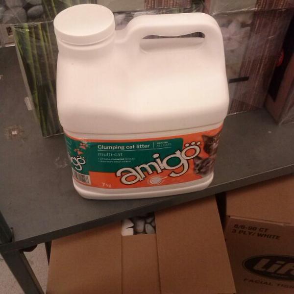 Photo taken at Shoppers Drug Mart by Grant G. on 10/7/2012-加拿大 萨斯卡通第八街道2105 Photo taken at Shoppers Drug Mart by Grant G. on 10/7/2012