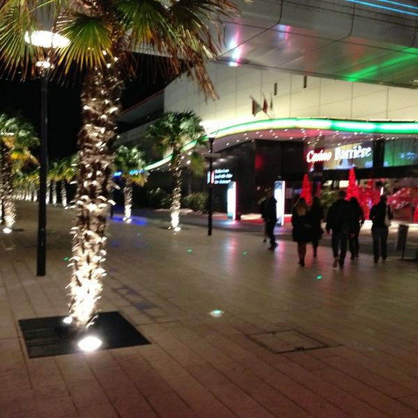 Photo taken at Casino Théâtre Barrière de Bordeaux by Guillaume R. on 1/1/2013-法国阿基坦波尔多卡迪纳尔里奇奥德路 Photo taken at Casino Théâtre Barrière de Bordeaux by Guillaume R. on 1/1/2013