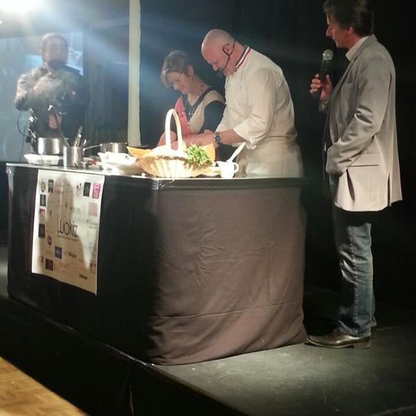 Photo taken at Casino Théâtre Barrière de Bordeaux by Nathalie M. on 3/24/2013-法国阿基坦波尔多卡迪纳尔里奇奥德路 Photo taken at Casino Théâtre Barrière de Bordeaux by Nathalie M. on 3/24/2013