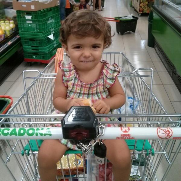 Photo taken at Mercadona by Manuel G. on 9/7/2013