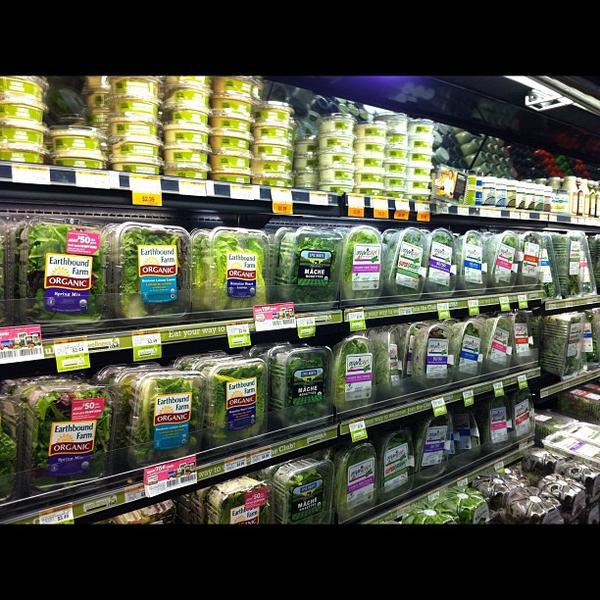 Photo taken at Whole Foods Market by Paul M. on 5/18/2012-美国加利福尼亚州奥克兰海湾广场230 Photo taken at Whole Foods Market by Paul M. on 5/18/2012