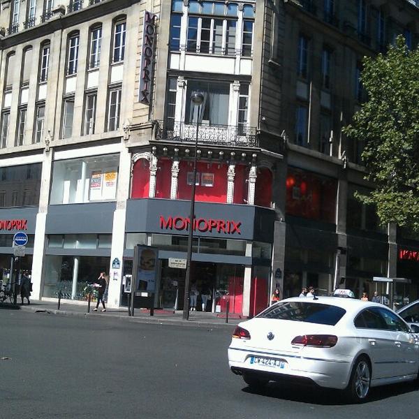 Photo taken at Monoprix by Abhishek S. on 9/4/2013-法国巴黎圣安东尼街区99号 Photo taken at Monoprix by Abhishek S. on 9/4/2013