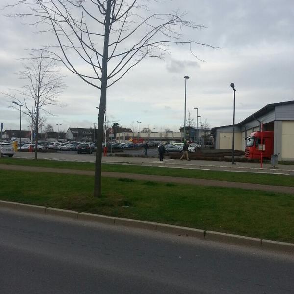 Photo taken at EDEKA by Martin M. on 12/20/2014-德国北莱茵威斯特法伦科隆克彭 Photo taken at EDEKA by Martin M. on 12/20/2014