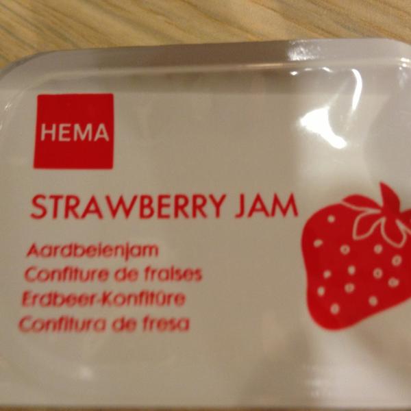 Photo taken at HEMA by Johan P. on 1/17/2013-荷兰北布拉班特省埃因霍温权利街37号 Photo taken at HEMA by Johan P. on 1/17/2013