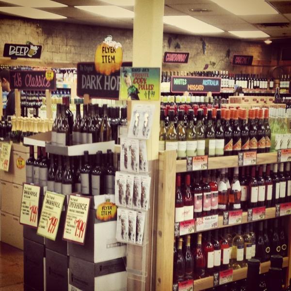 Photo taken at Trader Joe's by Adrian F. on 10/16/2013-亚利桑那州凤凰城北部第二十大街4821号 Photo taken at Trader Joe's by Adrian F. on 10/16/2013