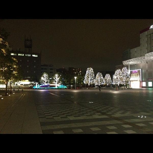 Photo taken at イオン 品川シーサイド店 by hiroshi s. on 11/30/2011