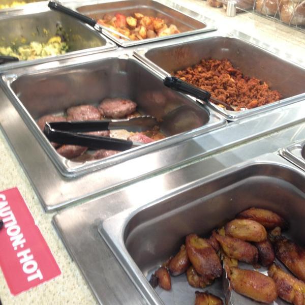 Photo taken at Whole Foods Market by Bonn C. on 5/30/2013-加尼福尼亚圣莫尼卡威尔希尔大道500(在第5街) Photo taken at Whole Foods Market by Bonn C. on 5/30/2013