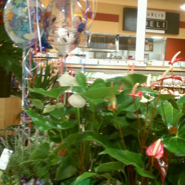 Photo taken at Publix by Gregorio N. on 8/12/2012