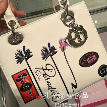 Dior迪奥dior女包15新款标志元素细节小号手提包M0550PVYG M933 Dior迪奥dior女包15新款标志元素细节小号手提包M0550PVYG M933