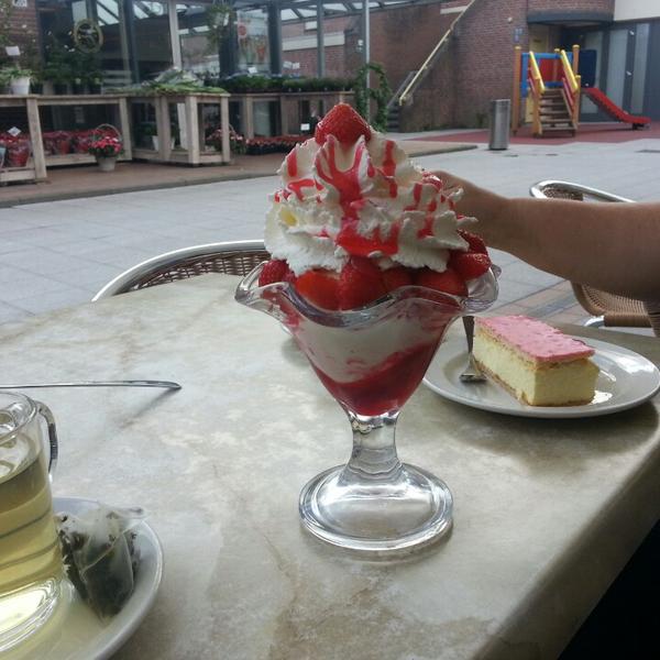 Photo taken at HEMA by Paul K. on 8/19/2013