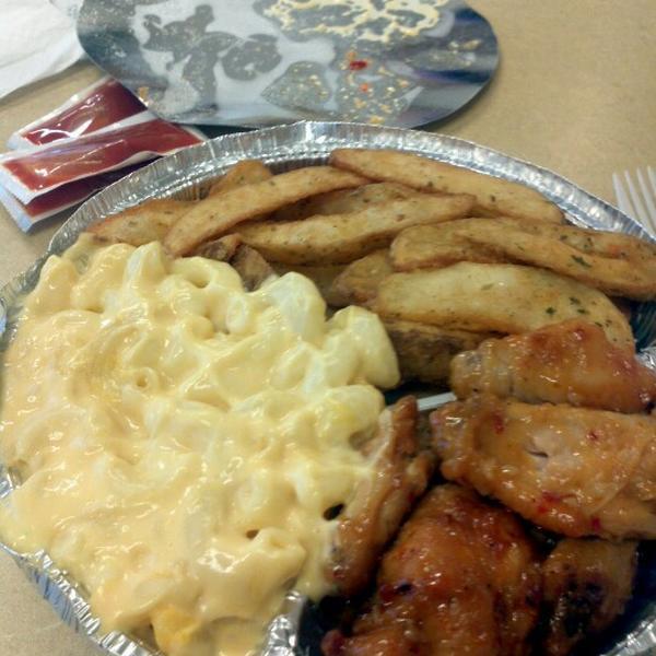 Photo taken at Loblaws by David J. on 9/13/2012