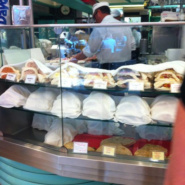 Photo taken at Auchan by Valentina on 8/5/2012-意大利威尼斯唐托萨托街22 Photo taken at Auchan by Valentina on 8/5/2012