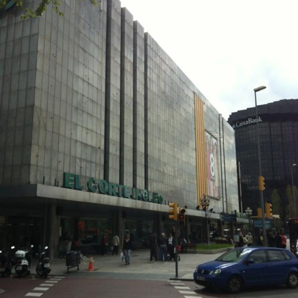 Photo taken at El Corte Inglés by dimalive on 4/21/2012