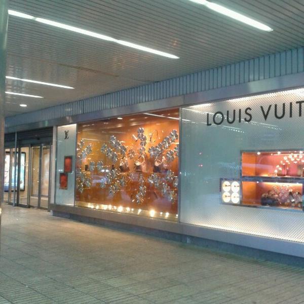 Photo taken at El Corte Inglés by Natàlia G. on 11/17/2012