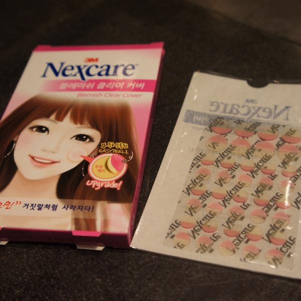 Photo taken at 올리브영 (OLIVE YOUNG) by simply LANG™ on 3/31/2014