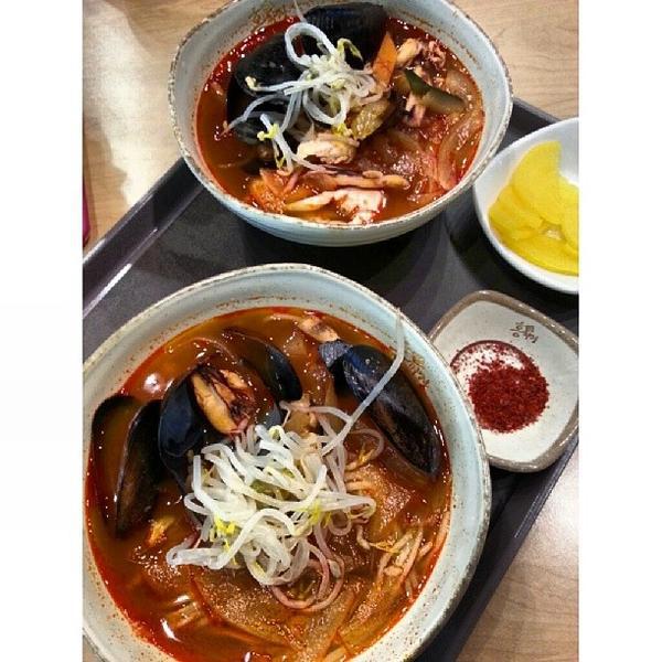 Photo taken at 이마트 / E-Mart by Cheffy Michelle Ann Y. on 9/29/2013-大田市东区1689易买得超市 Photo taken at 이마트 / E-Mart by Cheffy Michelle Ann Y. on 9/29/2013