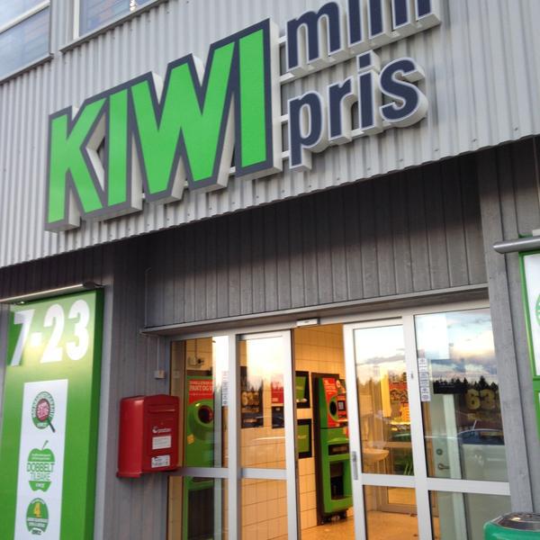 Photo taken at Kiwi by Antti T. L. on 4/26/2013