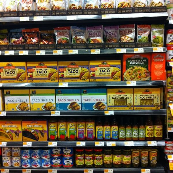 Photo taken at Whole Foods Market by Lindsay M. on 12/18/2012-印地安那 卡梅尔14598克莱露台大道(146西街) Photo taken at Whole Foods Market by Lindsay M. on 12/18/2012