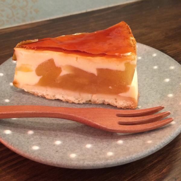 Photo taken at Cafe Daiei by なおきち on 5/24/2015