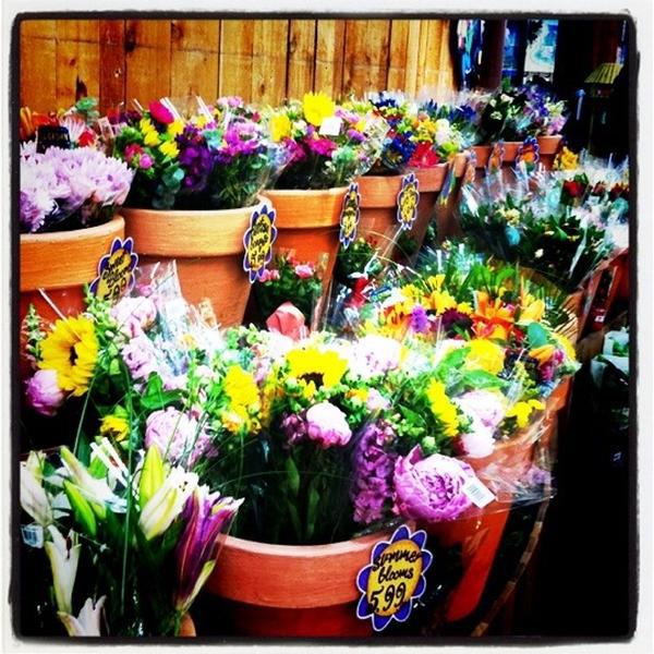 Photo taken at Trader Joe's by Afshan Shana T. on 7/14/2011-美国加利福尼亚州西湖村千橡大道东3835 Photo taken at Trader Joe's by Afshan Shana T. on 7/14/2011