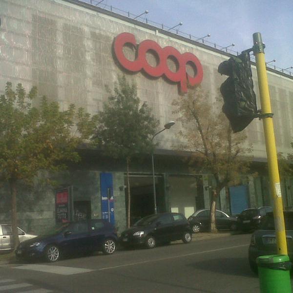 Photo taken at Coop by Antonio B. on 10/7/2012-意大利伦巴第米兰阿罗纳路18号 Photo taken at Coop by Antonio B. on 10/7/2012