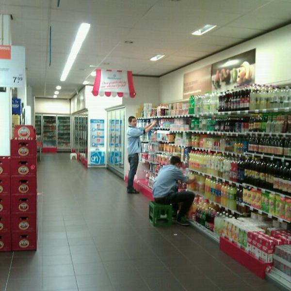 Photo taken at Albert Heijn by Willem B. on 4/2/2012-荷兰北布拉班特省布德尔马泰森路20号 Photo taken at Albert Heijn by Willem B. on 4/2/2012