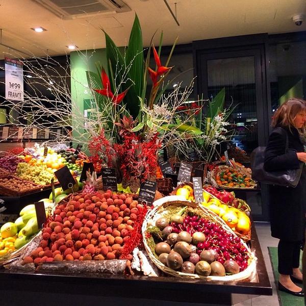 Photo taken at Monoprix by nik on 12/16/2013-法国巴黎香榭丽舍大街52号 Photo taken at Monoprix by nik on 12/16/2013