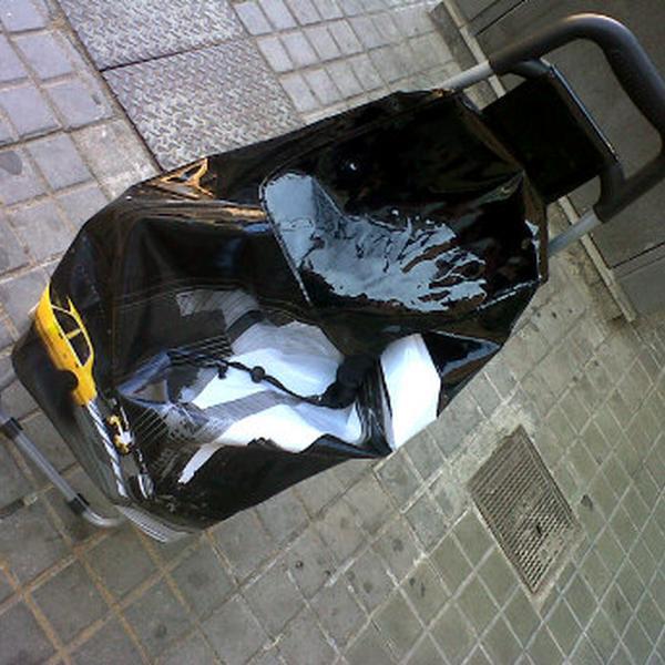 Photo taken at Mercadona by Karu J. on 1/9/2012