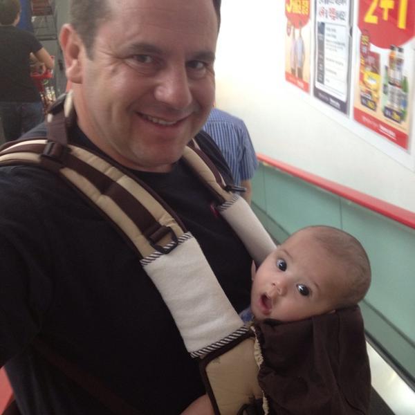 Photo taken at 홈플러스 / Home Plus by Mary Joy Z. on 5/26/2013