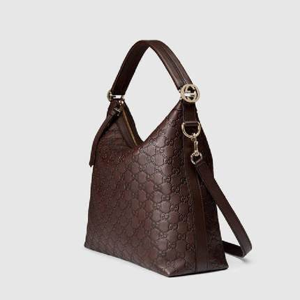 美国直邮 Gucci/古奇 gucci3023双G压花女包皮包新月包单肩包 美国直邮 Gucci/古奇 gucci3023双G压花女包皮包新月包单肩包