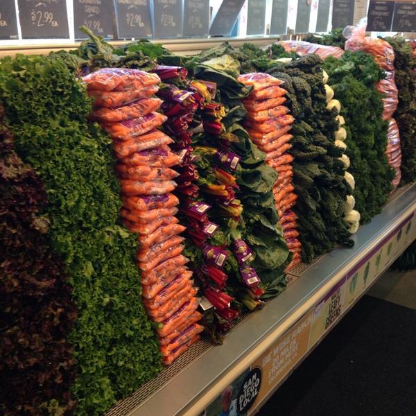 Photo taken at Whole Foods Market by sv H. on 6/15/2013-加尼福尼亚 恩西尼塔斯海岸公路101S687(W E圣& W F街间) Photo taken at Whole Foods Market by sv H. on 6/15/2013