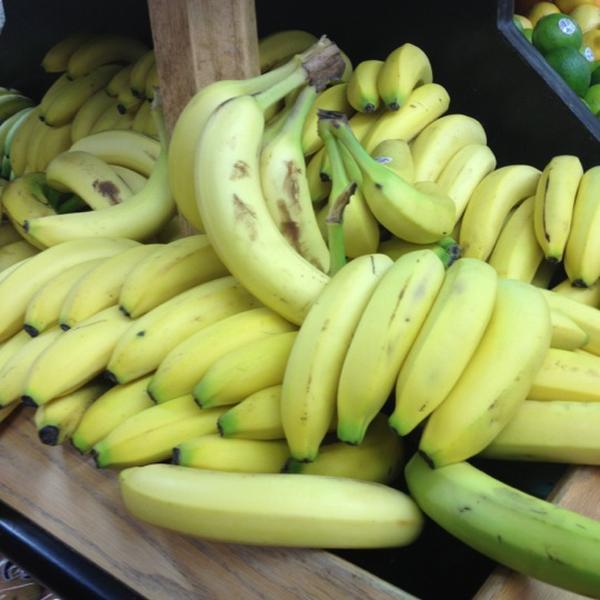 Photo taken at Trader Joe's by Denise X. on 11/30/2012-华盛顿州西雅图麦迪逊大街1700号 Photo taken at Trader Joe's by Denise X. on 11/30/2012