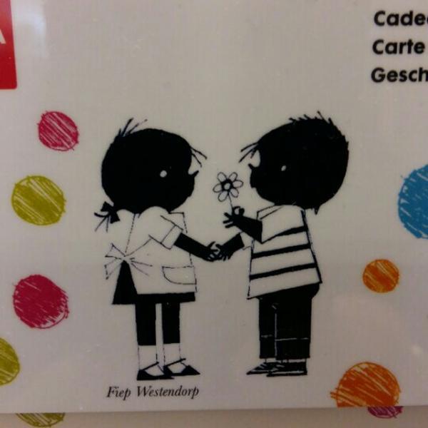 Photo taken at HEMA by Bea T. on 4/18/2015-荷兰北布拉班特省埃因霍温文赛尔斯市场47号 Photo taken at HEMA by Bea T. on 4/18/2015