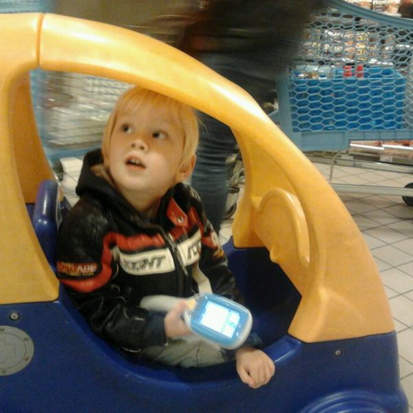 Photo taken at Albert Heijn by Rob v. on 10/24/2013