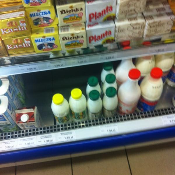 Photo taken at Mercadona by j e. on 5/11/2012